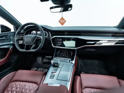 Audi A7L