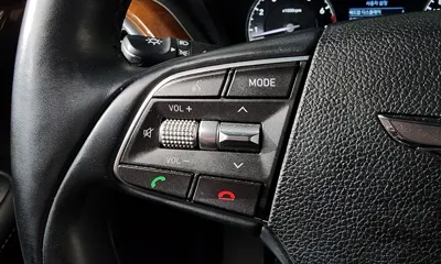 Genesis EQ900