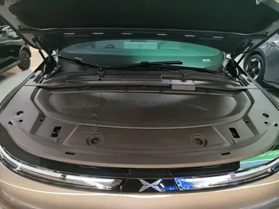 Xpeng G6