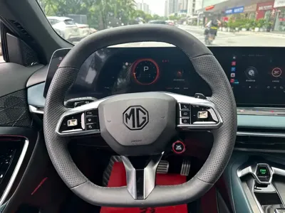 MG MG7