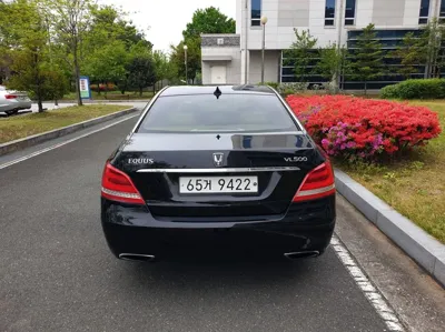 Hyundai Equus