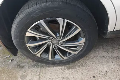 Geely Auto Vision X6