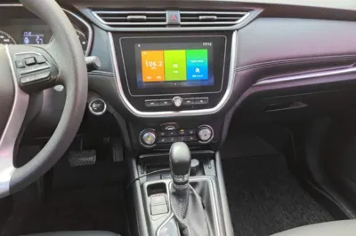 Roewe RX3