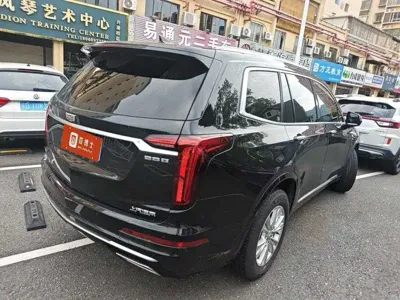 Cadillac XT6