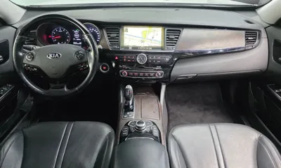 Kia K9