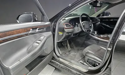 Genesis EQ900