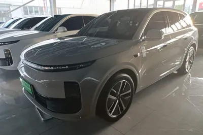 Li Auto L6