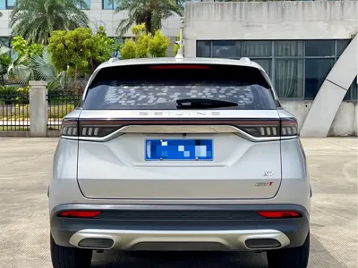 BAIC X7