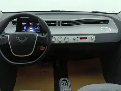 Wuling MINIEV