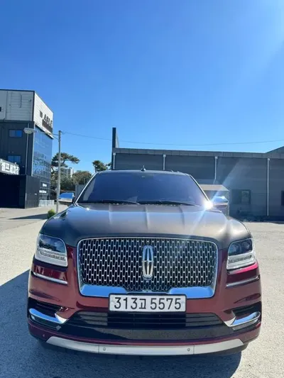 Lincoln Navigator