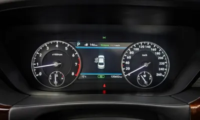 Genesis EQ900