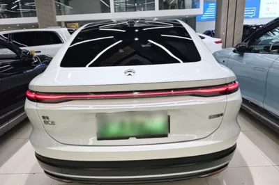 Nio EC6