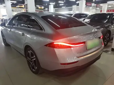 Roewe D7