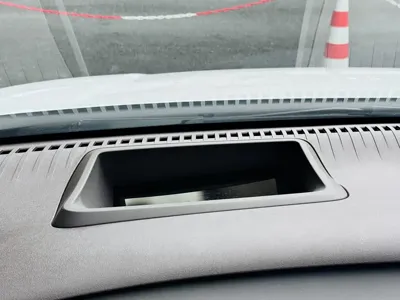Denza Denza D9