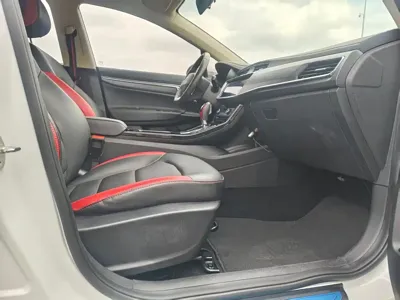 Geely Emgrand GS