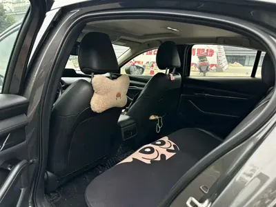 Mazda 3 Axela
