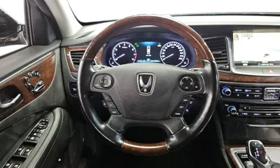 Hyundai Equus