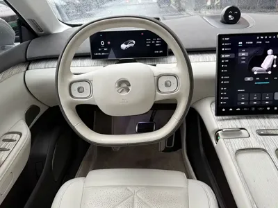 Nio ET7