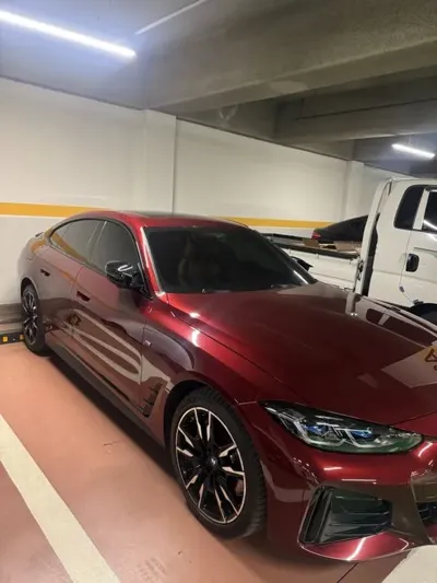 BMW i4