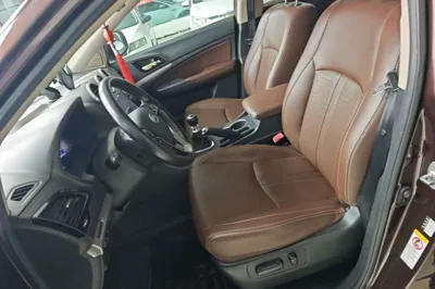 BYD S7