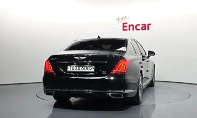 Genesis EQ900