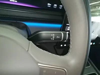 Nio ES8