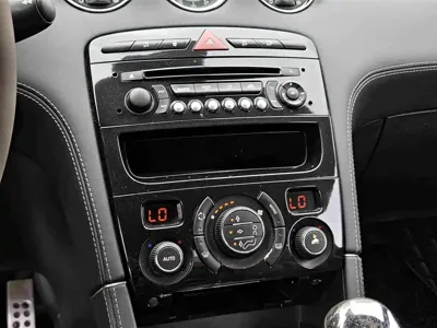 Peugeot RCZ