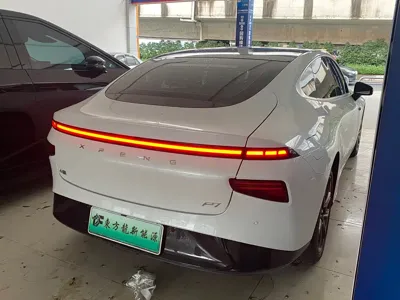 Xpeng P7