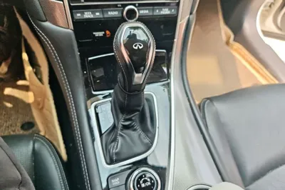 Infiniti Q50L