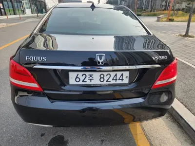 Hyundai Equus