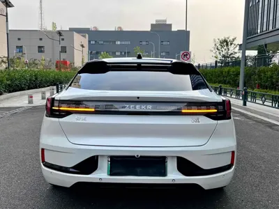 Zeekr 001