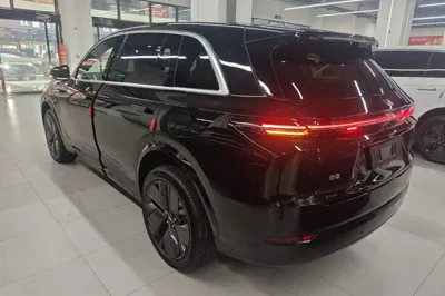 Li Auto L7