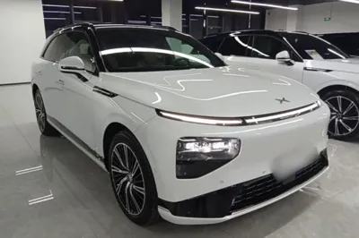 Xpeng G9