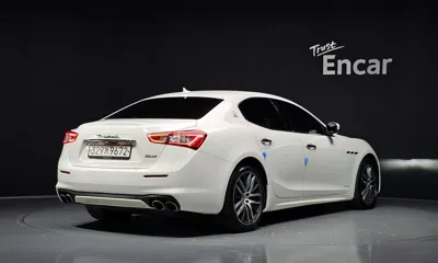 Maserati Ghibli