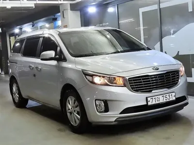 Kia Canival