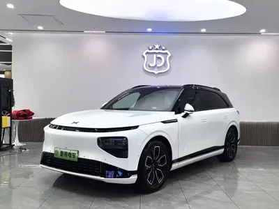 Xpeng G9