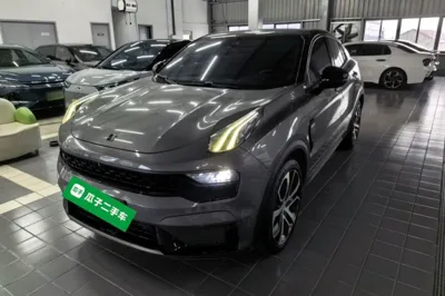 Lynk & Co 05