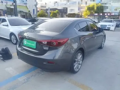 Mazda 3 Axela