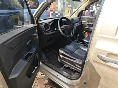 Wuling Hongguang V