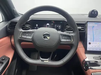 Nio EC6