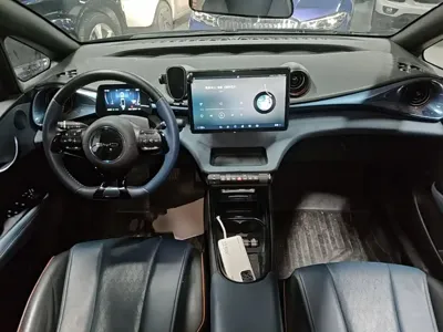 BYD Dolphin