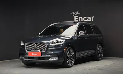 Lincoln Aviator