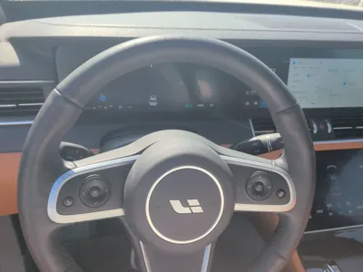 Li Auto ONE