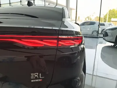 BYD 汉L