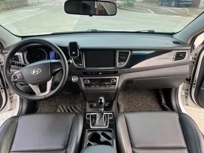 Hyundai Mistra