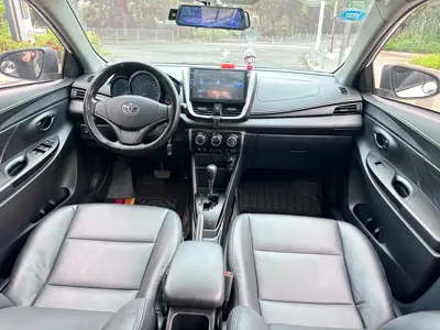 Toyota Yaris L