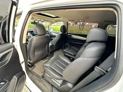 BYD MAX