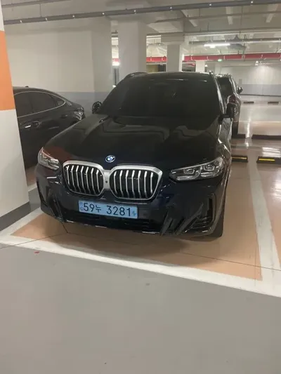 BMW iX3