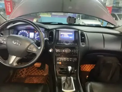 Infiniti QX50