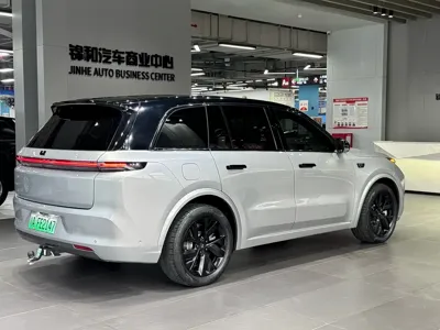Li Auto Li L8